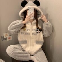 �¿�ɺ���q˯��Ů�����¿�ӽq�Ӻ�ů�Bñ���⴩�Ҿӷ��ﶬ���b