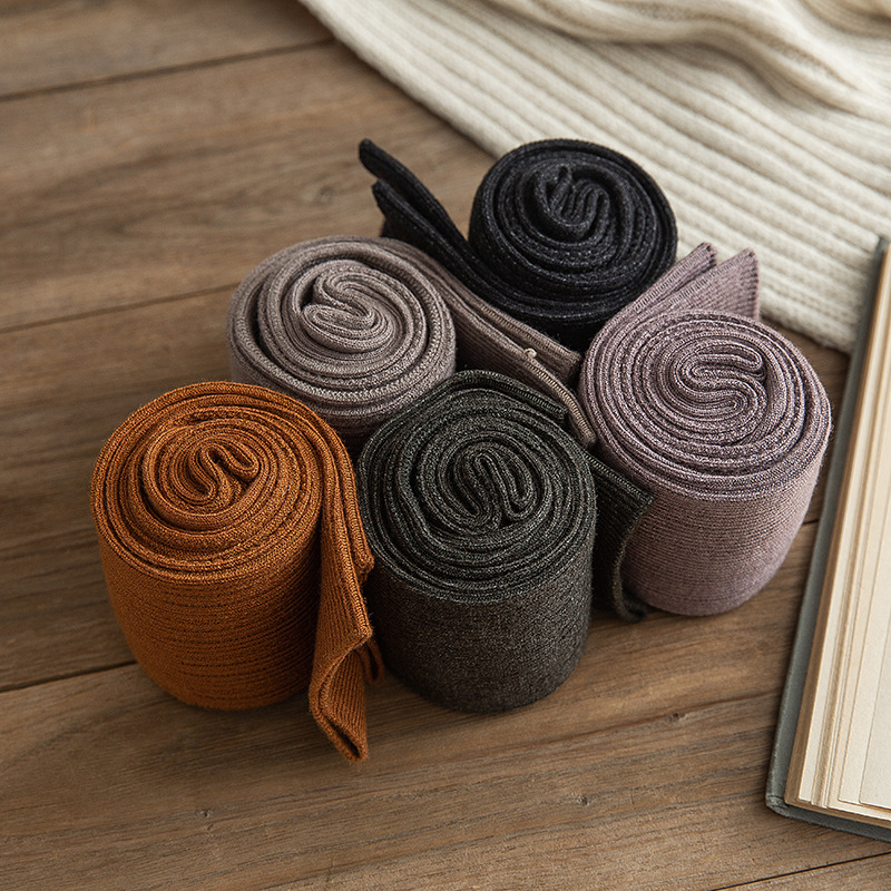 Medias de las mujeres calcetines de pantorrilla de estilo preppy negro pierna flaca media alta Calcetines de la rodilla de las mujeres de una sola pieza de entrega