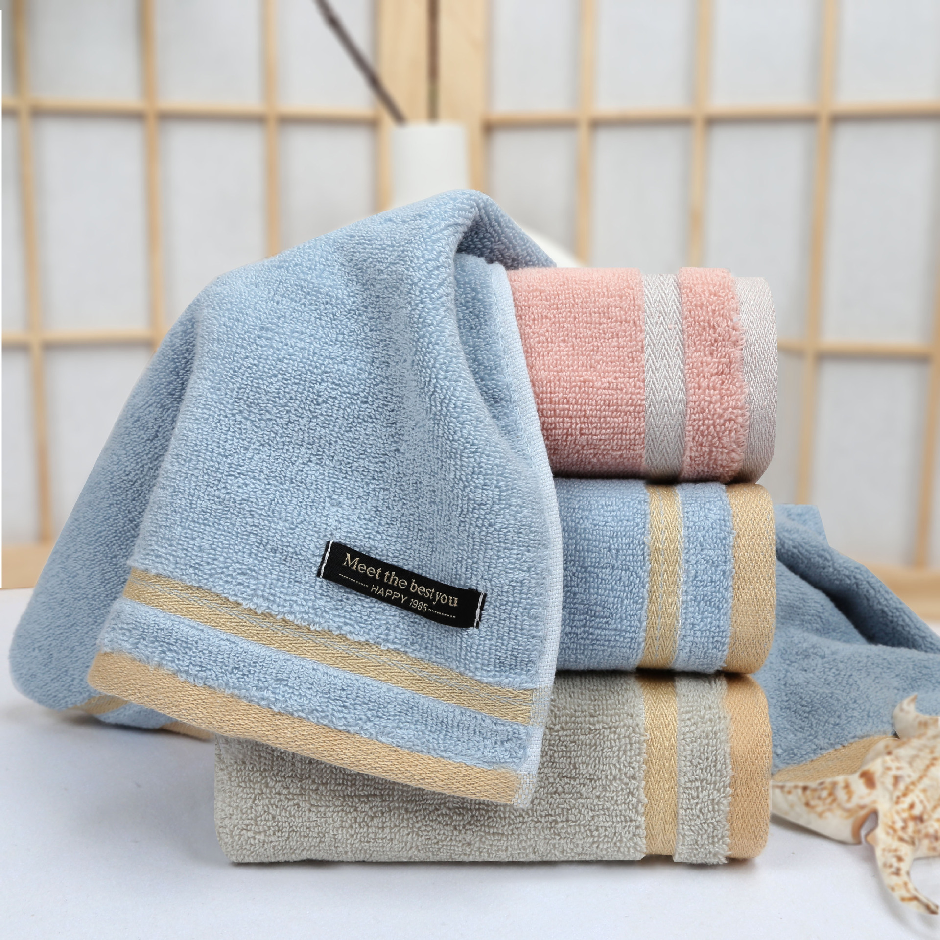 천 브로케이드 타월 일반 짠 부드러운 흡수성 냄새없는 일반 간단한 바람 성인 집 국경 공장 도매