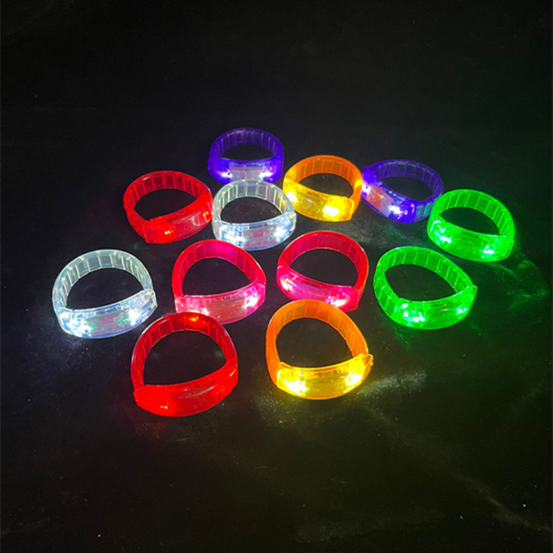 Fabricantes LED al por mayor pulsera luminosa pulsera electrónica barra de concierto KTV fiesta debe ayudar a los props