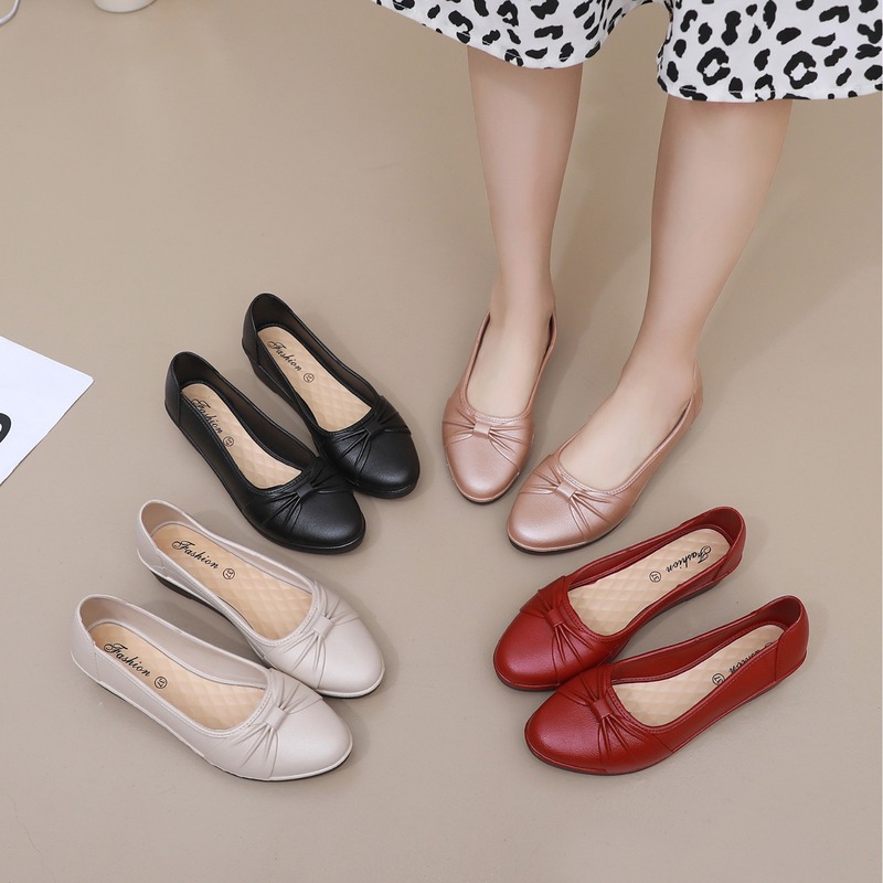 Wholesale In-Stock Solid Color Breathable Wedge Casual Shoes, Closed-Toe Shoes for Mothers, Spring and Autumn Fashion Low-Top Women's Shoes