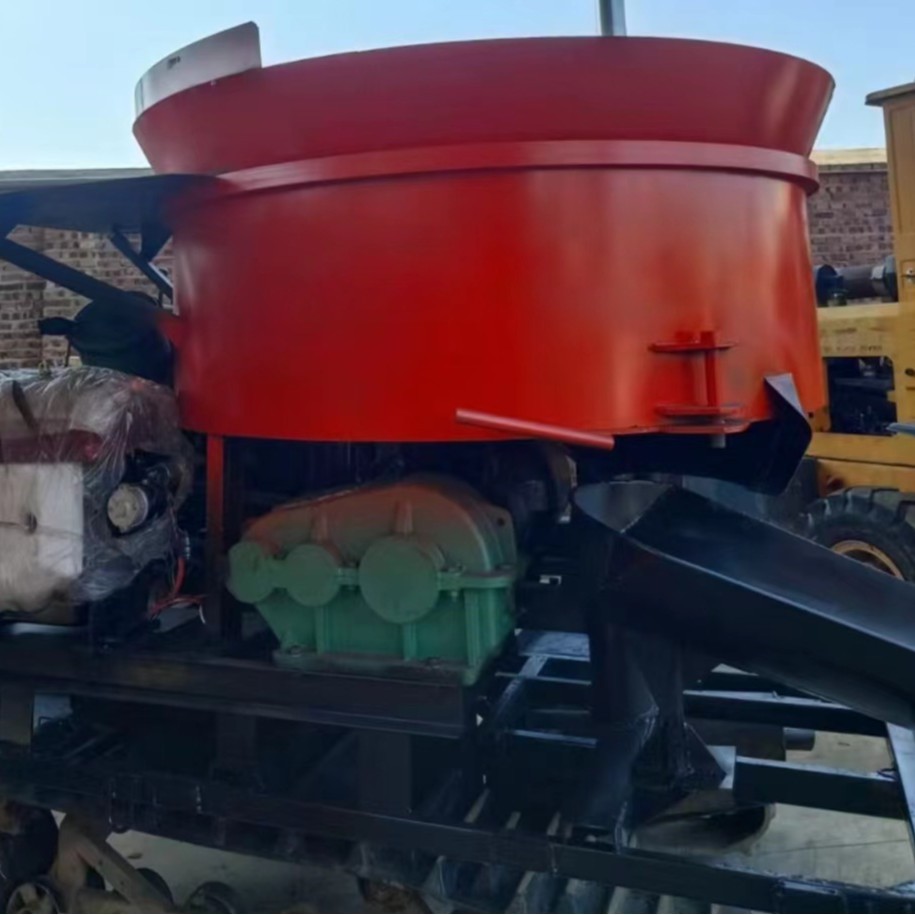 全地形搅拌运输混泥土履带搅拌罐车山区水田水渠改造滚筒式搅拌