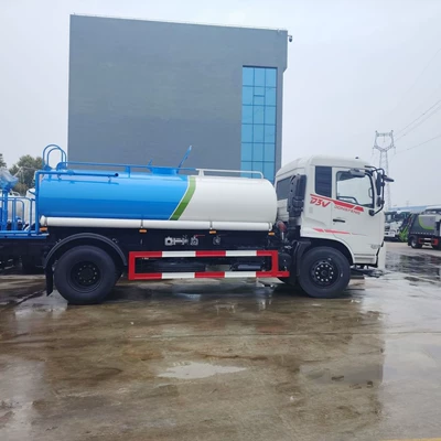 Export Foreign Trade 12-Ton Sprinkler Truck, National Standard 3, for Landscaping Spraying, Municipal Sanitation Engineering Vehicle, Landscaping Water Transport Vehicle