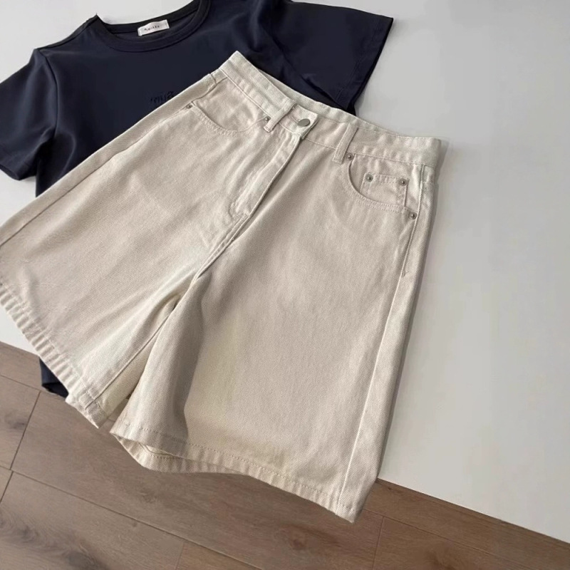 Plus-Size Women's Summer Thin White Denim Shorts, High-Waisted, Loose Fit, Slimming Wide-Leg Five-Point Pants Suitable for Wide Hips and Thick Thighs