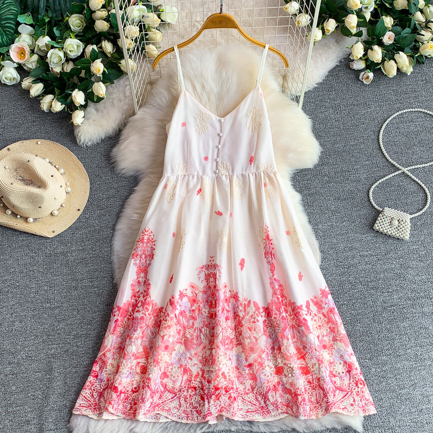 Women's Floral Embroidered V-Neck A-Line Sundress Summer Boho Maxi Dress For City Escape_ecoleips.com