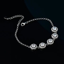 ߙnDɫĪɣʯ5荰ȦAr̫ꖻL̿{18KC