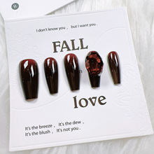 酒红色德莱特高品水晶美甲钻大红色直角鸽子蛋堆钻穿戴甲配饰