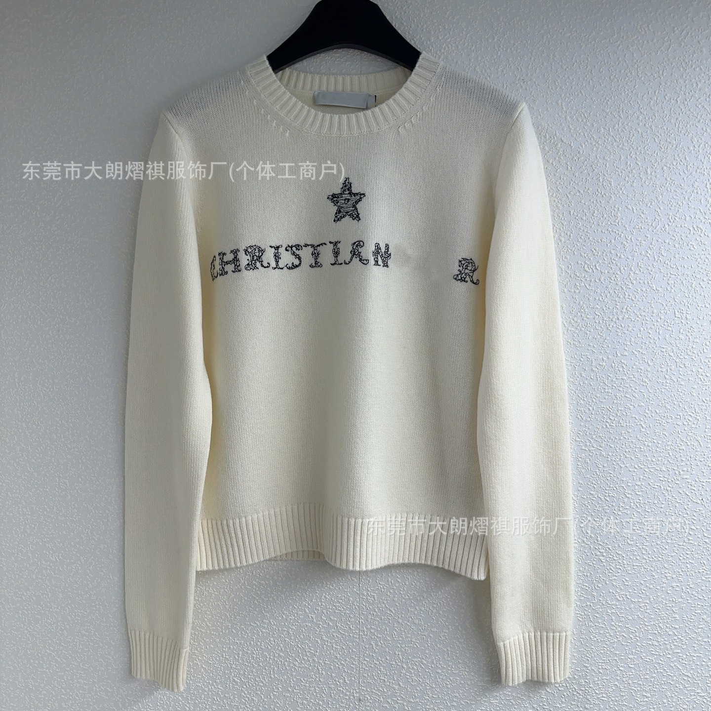 深圳南油货D家~顶~级版本 25早秋新款 纯色字母刺绣圆领针织长袖