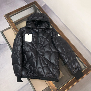 European and American fashion brand winter new explosions Marvel spider web hooded down jacket 90 filled warm casual down jacket