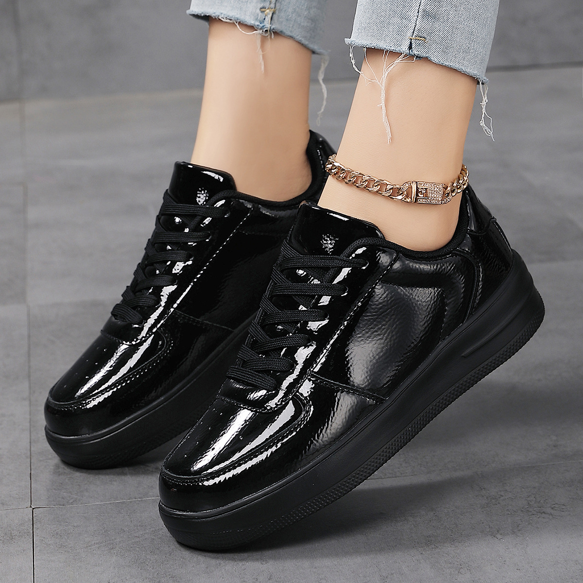 Zapatos de mujer transfronterizos zapatos de moda zapatos blancos pequeños zapatos de moda zapatos blancos casuales zapatos deportivos de hombre tamaño 42