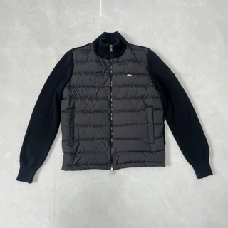 现货MC蒙家毛衣拼接羽绒服Logo贴标90白鸭绒绗缝羽绒服轻薄外套