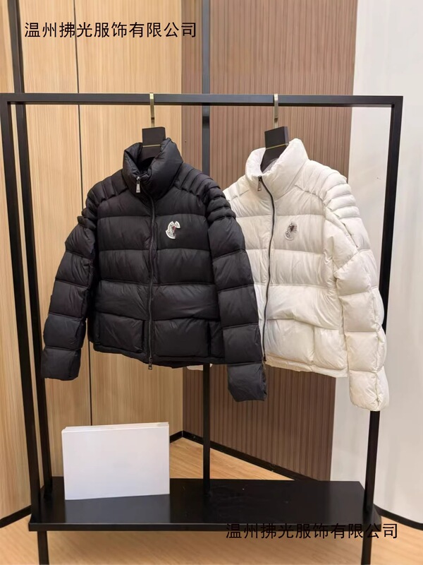 2025 Autumn/Winter Couple's Edition Original Label m Moncler White Duck down Fluffy down Jacket Coat for Men and Women