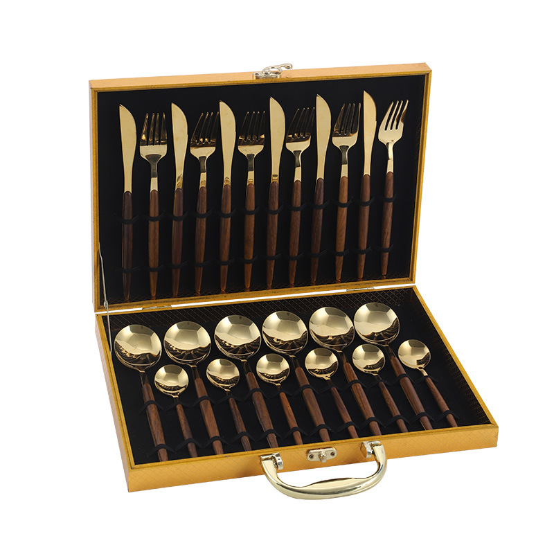 Amazon popular vajilla de acero inoxidable 24 piezas traje portugués mango de grano de madera cuatro piezas principales cuchillo de comida occidental, tenedor y cuchara traje