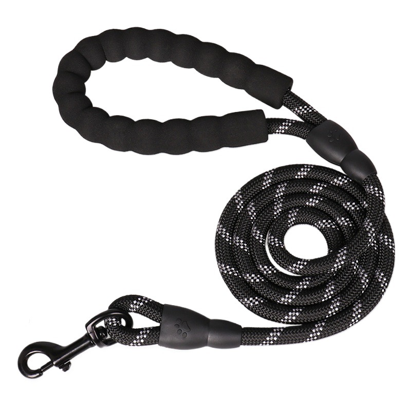 Fábrica al por mayor de alta calidad Transfronteriza Popular perro caminando perro cuerda de tracción nylon reflectante cuerda redonda cuerda de tracción para mascotas suministros