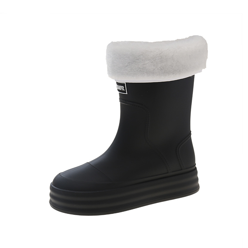 블랙(엣지 버전)과 면 소재, 한 사이즈 크게