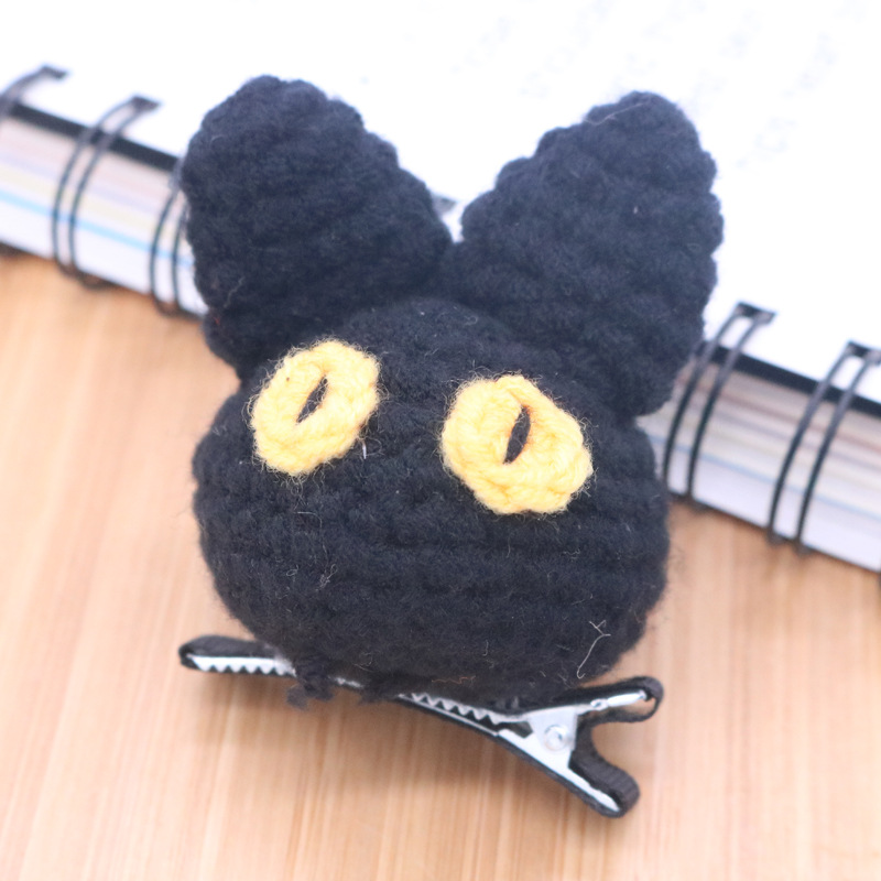 7#black cat hair clip