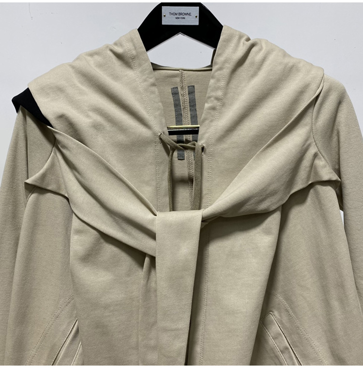 Sweater Image 3