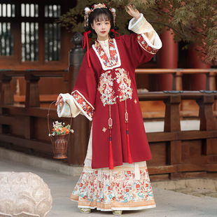 New autumn and winter fleece-lined Hanfu Ming embroidery full set of horse face dress New Year greeting clothes battle clothes improved daily Hanfu