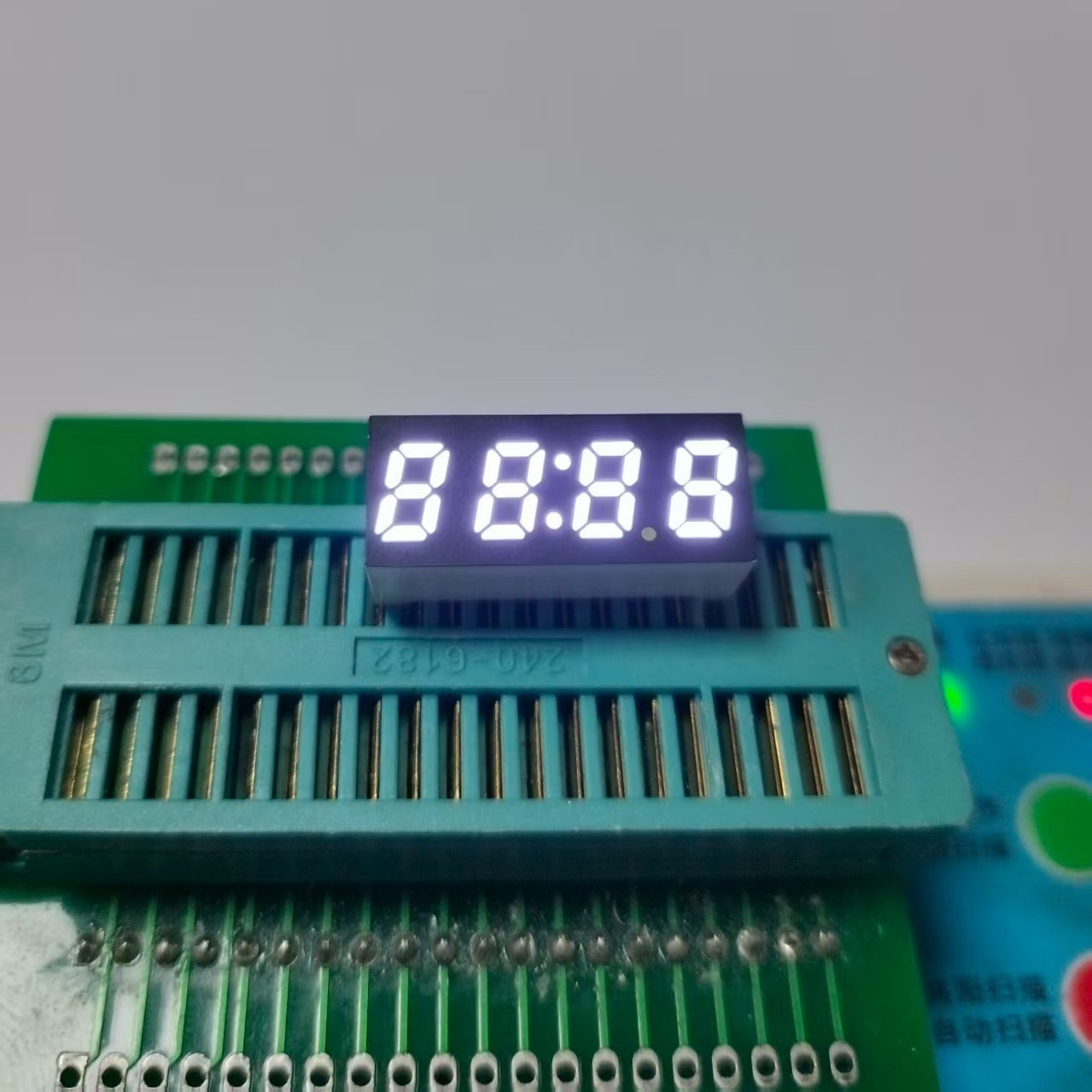 直供LED数码管 0.25英寸4位时钟数码管 单排6脚高亮白光9MM数码管