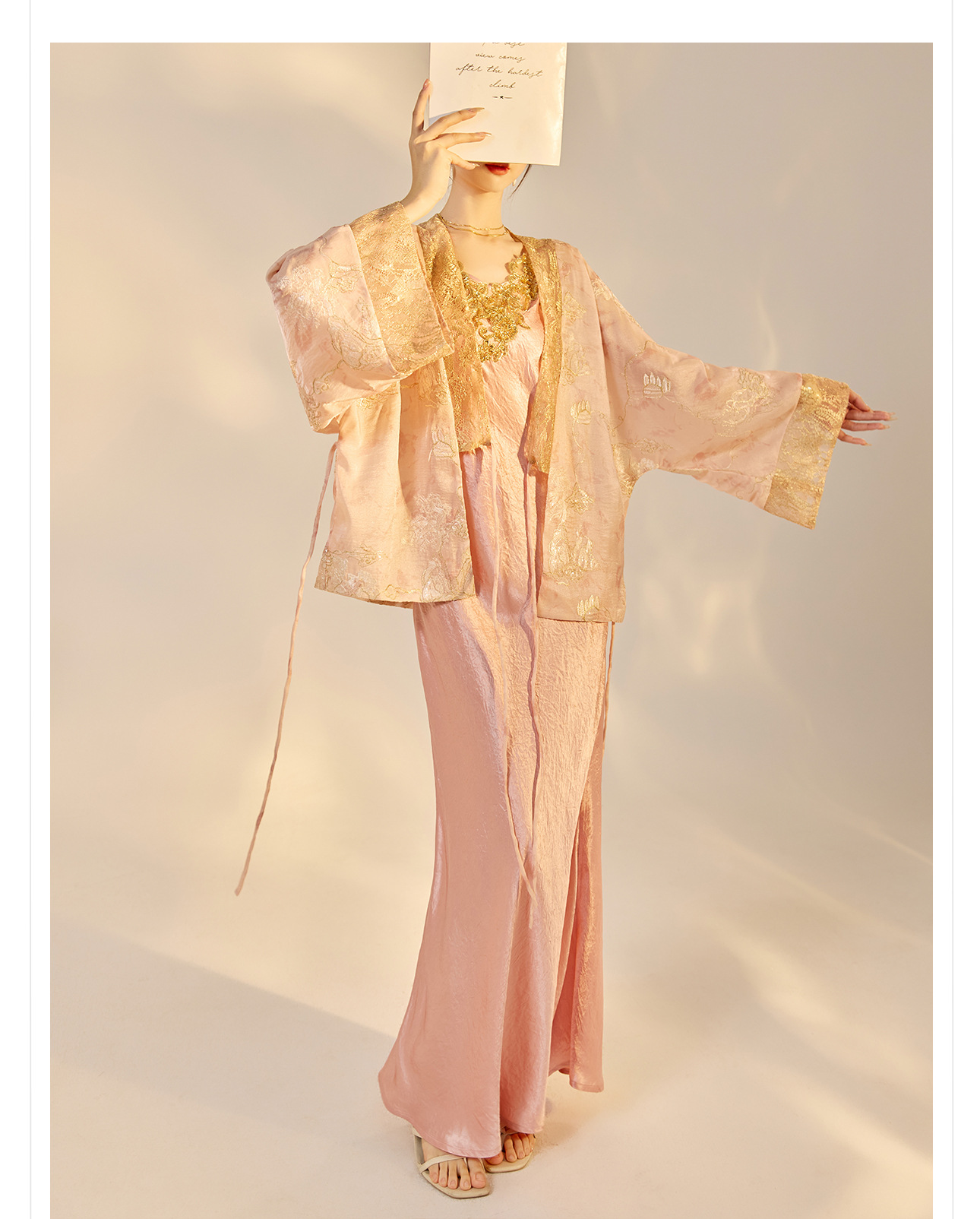 Áo khoác cardigan nữ phong cách Trung Hoa retro thêu hoa cột dây — hồng chi tiết 15