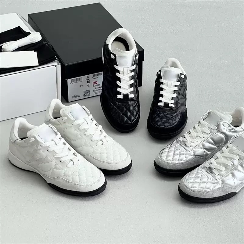Top Version Chanel-Style Quilted Leather Trainers for Women, Genuine Leather Round-Toe Casual Baseball Sneakers, Versatile Panda White Shoes Top Version Chanel-Style Quilted Leather Trainers for Women, Genuine Leather Round-Toe Casual Baseball Sneakers, Versatile Panda White Shoes