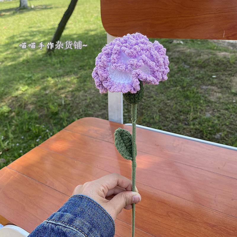 完成した手織りバラ、スズラン、ヒマワリ、造花、ウールニットブーケ、花飾り、ギフト|undefined