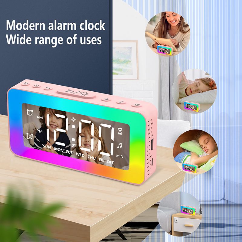 Directo de fábrica LED reloj electrónico niños estudiante de cabecera pequeño reloj de alarma reloj digital luminoso USB despertador