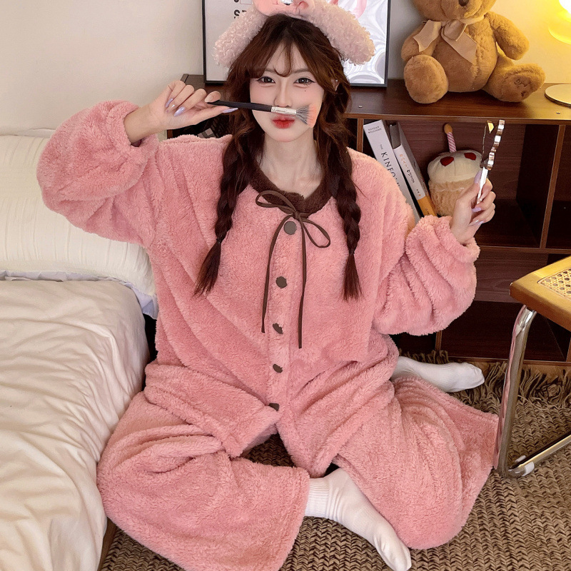 Women's sweet and cute cardigan pajamas, winter and autumn flannel, fleece-lined, thickened coral fleece, warm loungewear, suitable for petite figures Women's sweet and cute cardigan pajamas, winter and autumn flannel, fleece-lined, thickened coral fleece, warm loungewear, suitable for petite figures