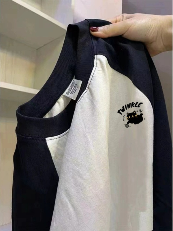 アメリカのレトロな色の肩の長袖の綿のtシャツの男性の秋のファッションのブランドのinsのゆったりしている底のシャツのカップルの上で服を着ます。|undefined