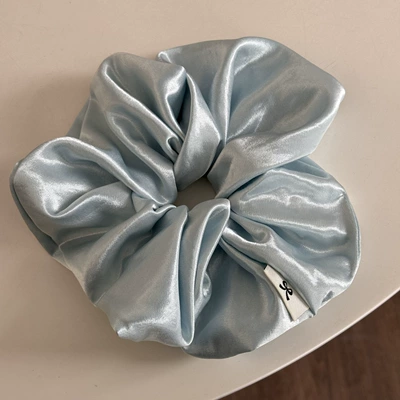 Cream-Colored Lazy Style Large Satin Scrunchie for Women, High-End Hair Tie, Elegant Solid Color Hair Accessory (Saç üçün rezinlər) - cream-mercerized-blue-intestine-circle