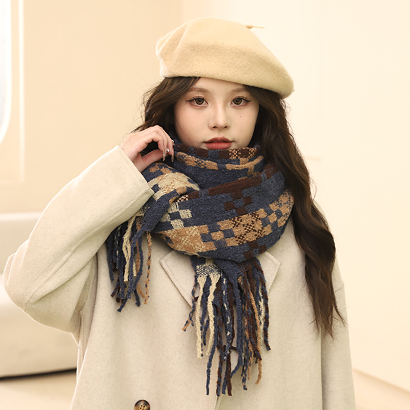 2024 new autumn and winter atmosphere plaid fringe warm for couples, thick long scarf gift_voghion.com