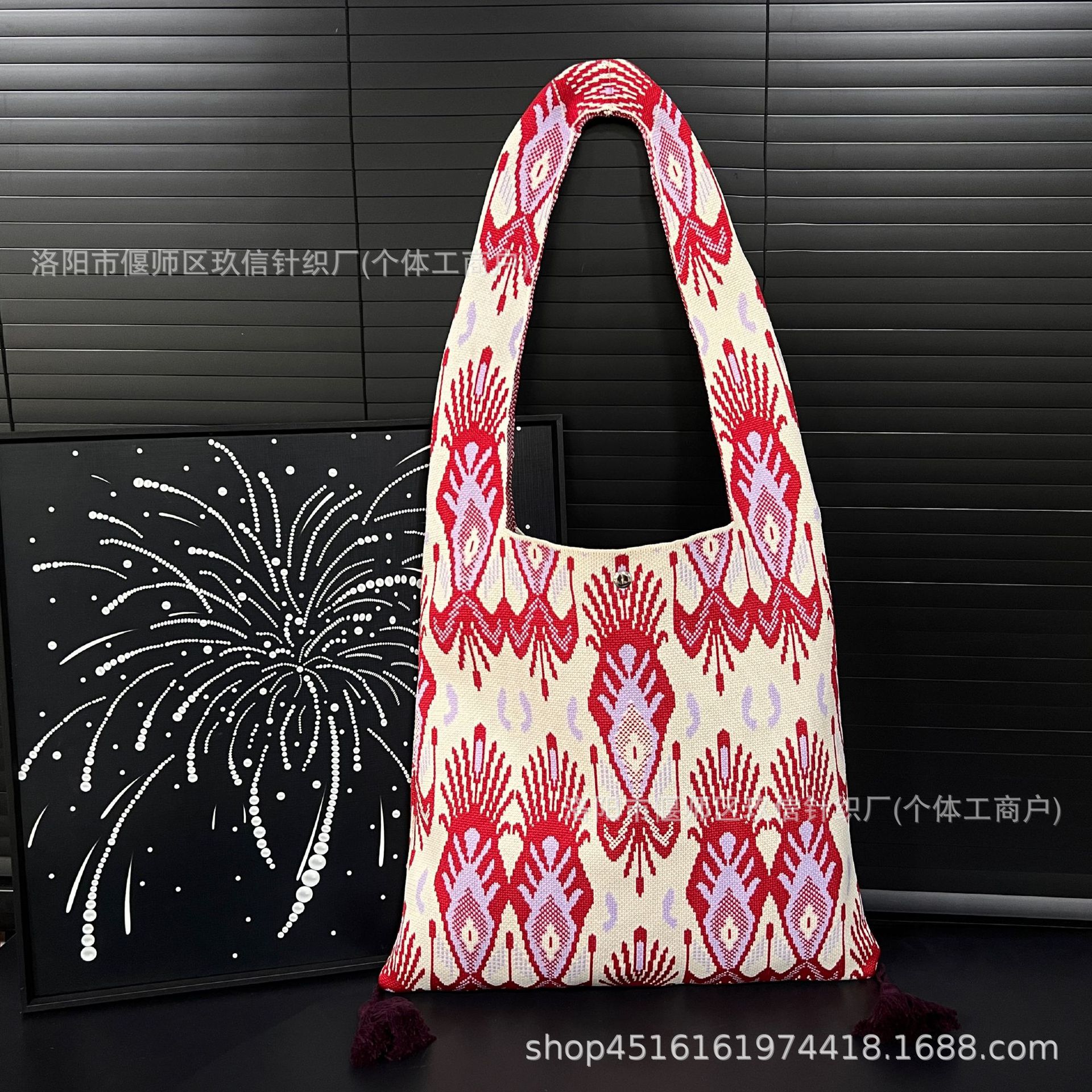 Adelaide T bag No. 1 (including tassel)