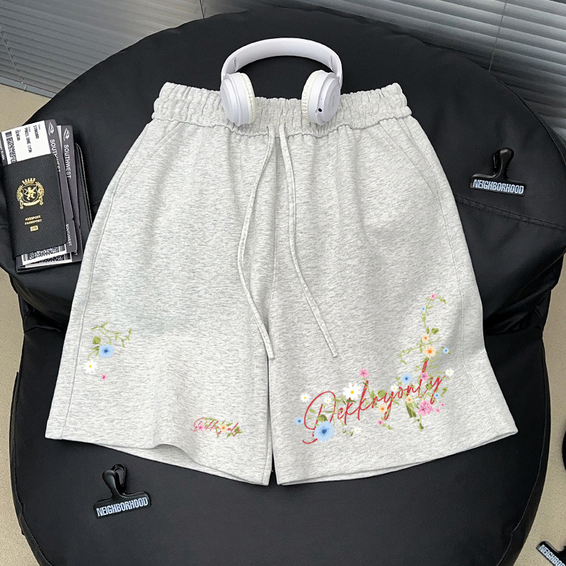 Hong Kong Style Floral Letter Print Sports Casual Shorts for Men and Women in Summer, Versatile, Loose, Breathable and Sweat-Absorbent Three-Quarter Pants Trendy