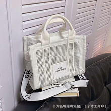 MJ�W���¿�ţ�з��������ذ�Ů�μ�б��������r�аٴ�ͨ��Ů��