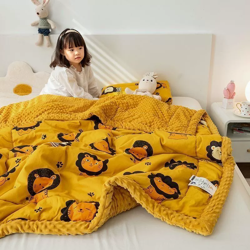 Winter children's coral duvet, increased thickness