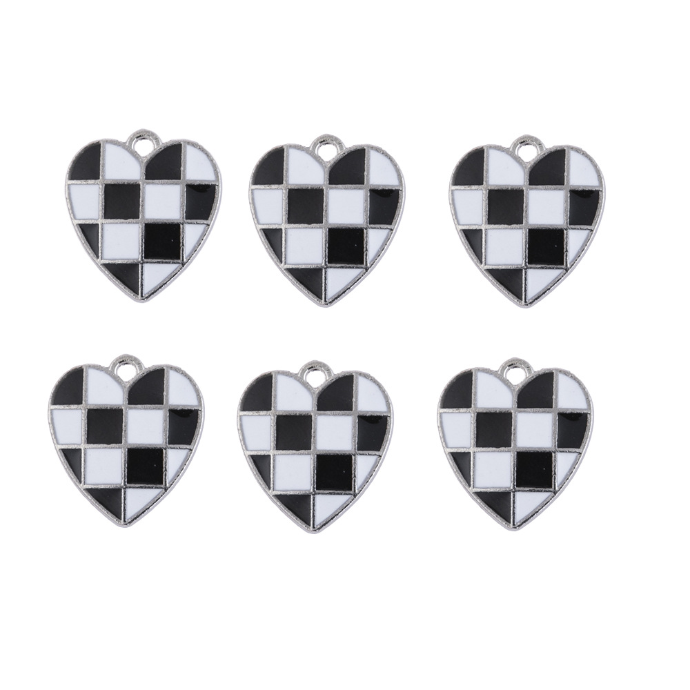 10 Pieces Simple Style Heart Shape Checkered Alloy Enamel Pendant Jewelry Accessories display picture 5