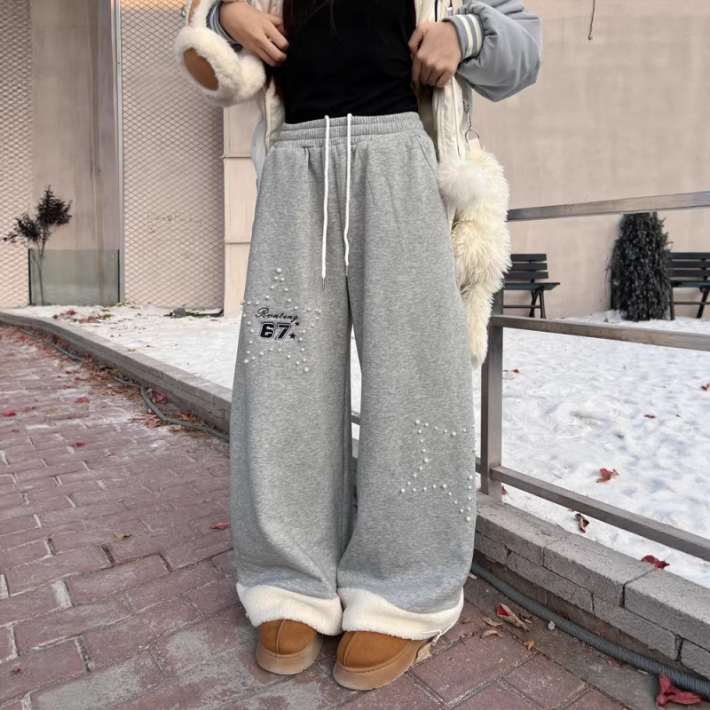 2026 New Style American Casual Wide-Leg Sweatpants for Women, Loose Fit with Embroidered Letters 67 and Star Pattern, Patchwork Terry Long Pants