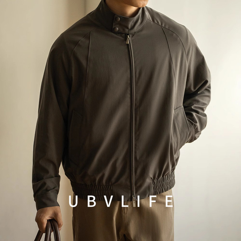 [Clearance/No Returns & Exchanges] Men's Stand Collar Buckle Jacket with Design Elements and Raglan Sleeves for Spring and Autumn