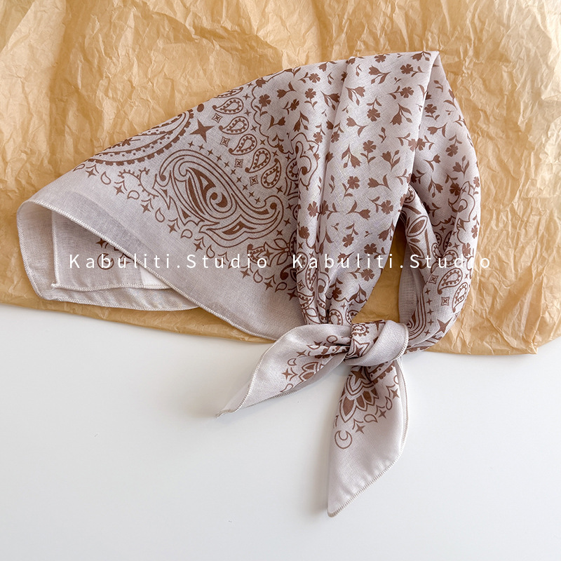 작은 꽃 캐슈 프레임 58 모조 린넨 다크 커피