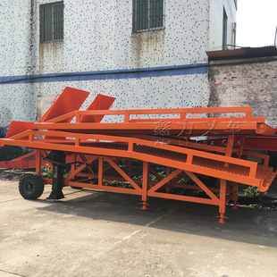 Mobile Split-Type Boarding Bridge Container Storage Logistics Dock Loading and Unloading Platform for Forklifts, Movable