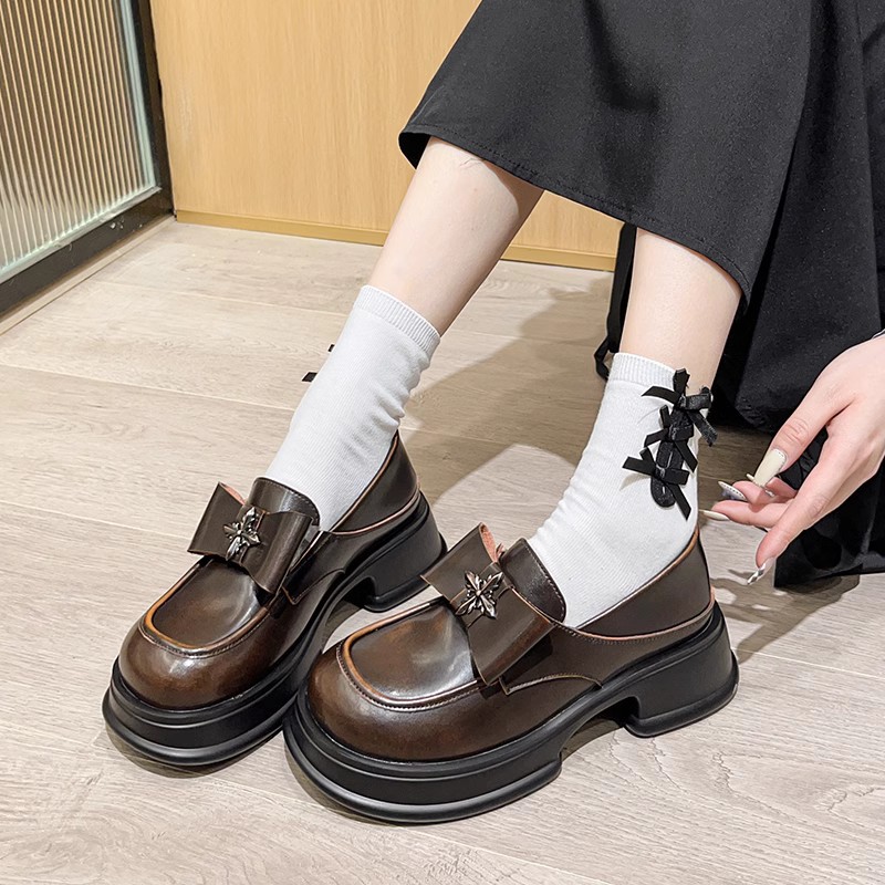 B5755 1520K GIÀY THỂ THAO TĂNG CHIỀU CAO NỮ YONRYOO THẮT NƠ BƯỚM PHỤC CỔ CỔ ĐIỂN ĐẾ CAO GIÀY DÉP NỮ DA BÒ G04 SẢN PHẨM MỚI