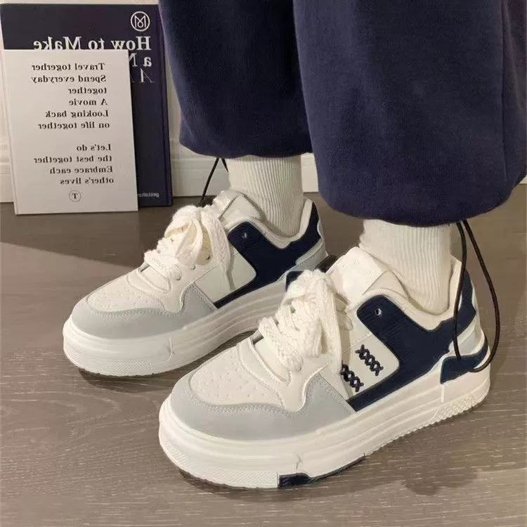 2024 нишевые женские туфли новые женские туфли студенческие повседневные спортивные туфли с высоким лицом маленькие белые туфли толстые женские туфли