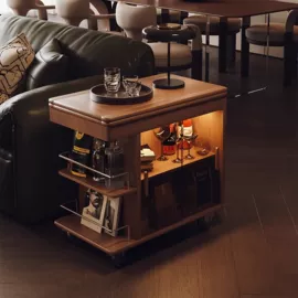 布艺沙发;餐桌;实木床