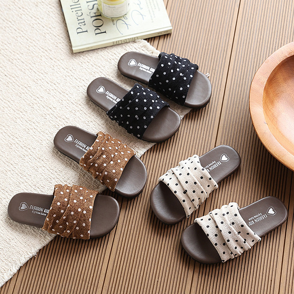 Fashionable women's slippers flat open toe