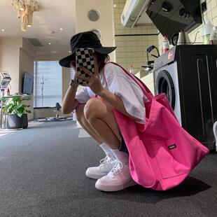 �r�G���۷�������Ů���e�μ���W�����n�����\�Ӱ��μ���ˇб���