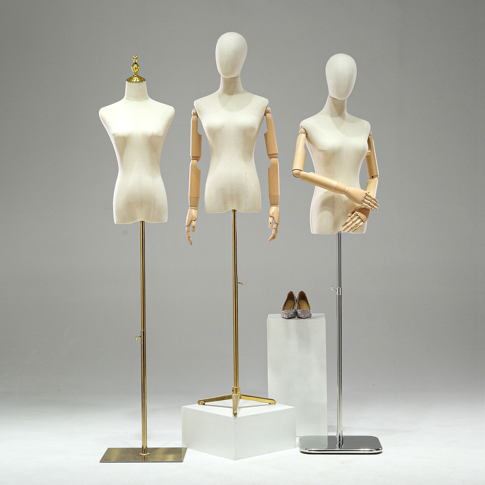 Selección estricta de modelo de busto modelo de ropa femenina plataforma modelo percha de ropa accesorios de plástico ventana modelo de boda marco de cuerpo completo