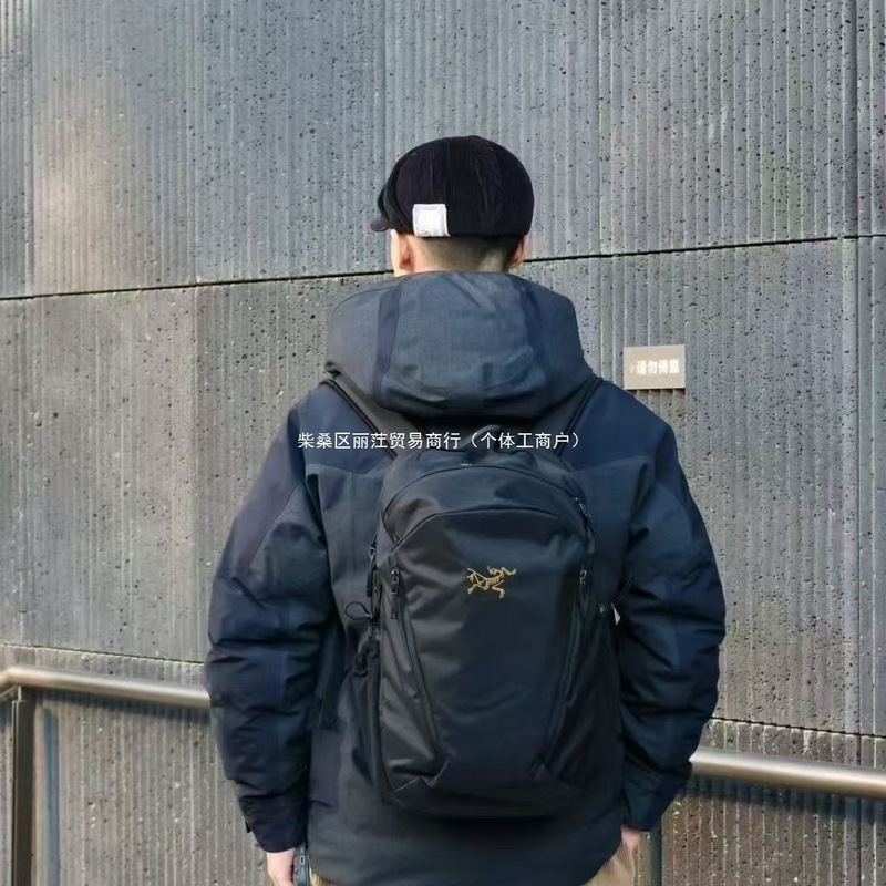 新しい PU 旅行屋外バックパック軽量ハイキング登山バッグ防水男性と女性のカジュアルバックパック大容量旅行|undefined