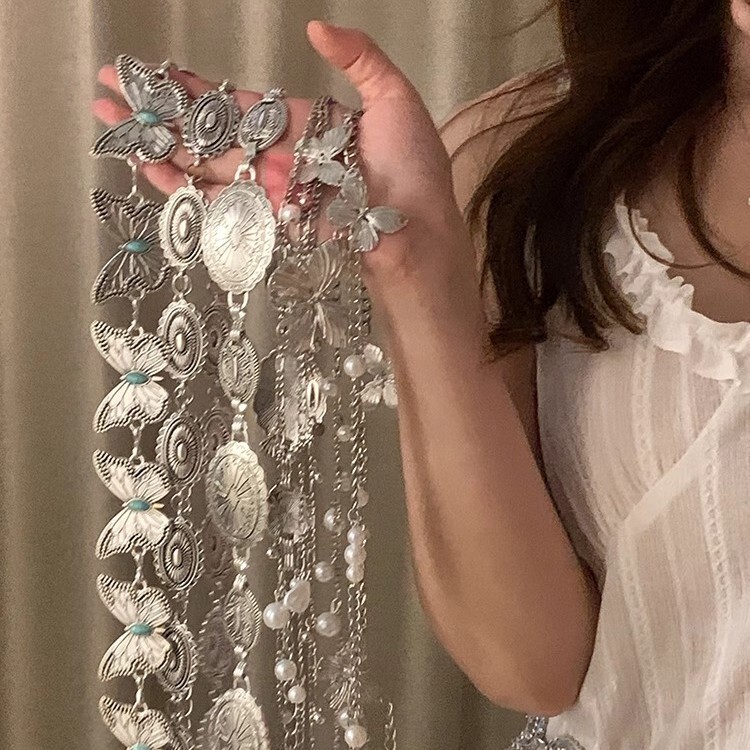 銀色の金属の腰の鎖の女性の復古のボヘミアンの百合の装飾のワンピースのスカートのファッションの高級感のベルトの装飾|undefined