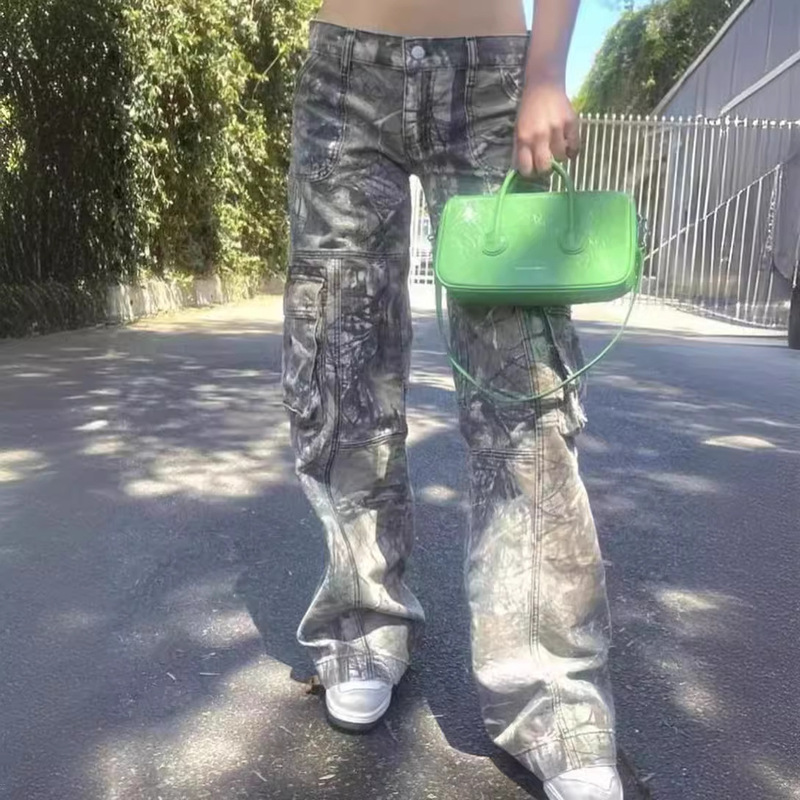 Europe and the United States cross-border new autumn overalls hot girl camouflage pants straight loose low waist pocket jeans women's h