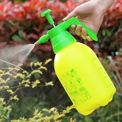 Factory direct sales 2L watering kettle air pressure adjustable watering kettle pressure sprayer outdoor sprinkler gardening watering kettle